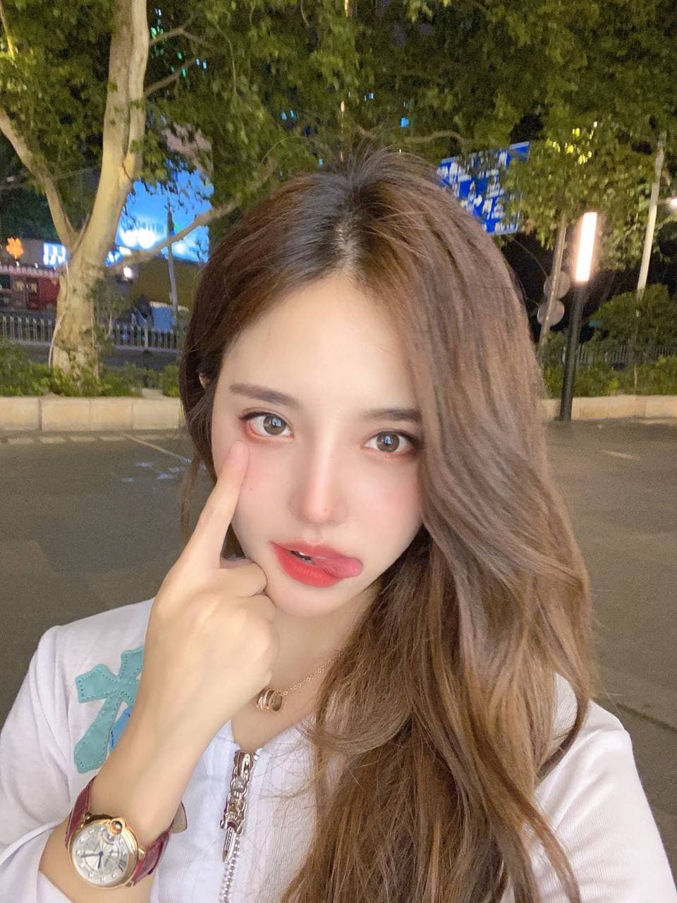 肤白貌美身材好，性感火辣的高颜值妹子