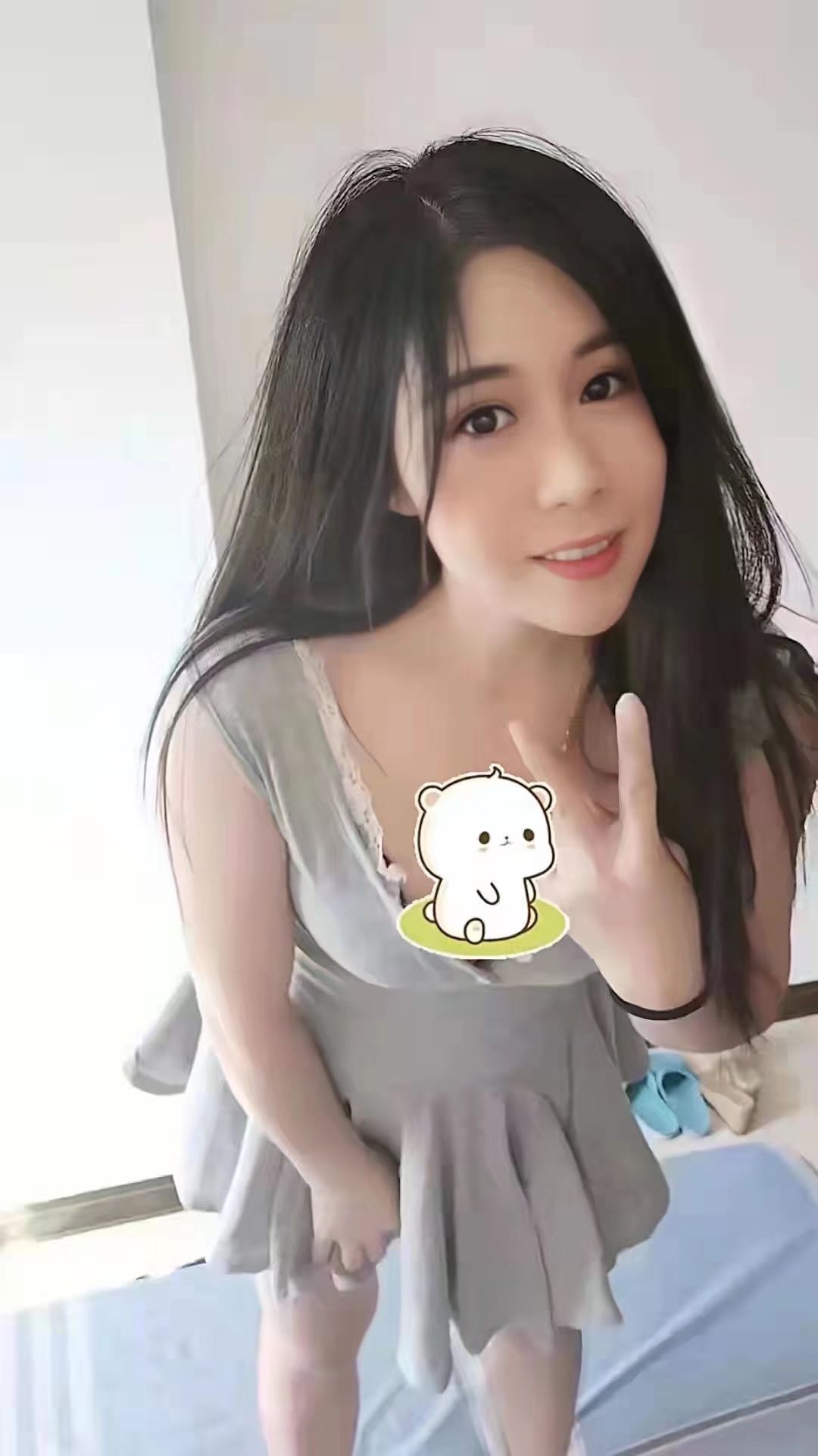 小雅姐姐，人非常有气质，在小区。非常安全。