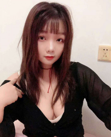 00后大胸靓妹